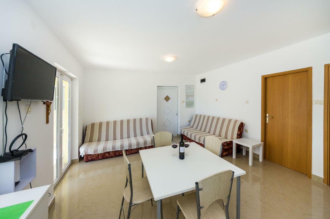 Apartmani Tanja Pridraga Luaran gambar