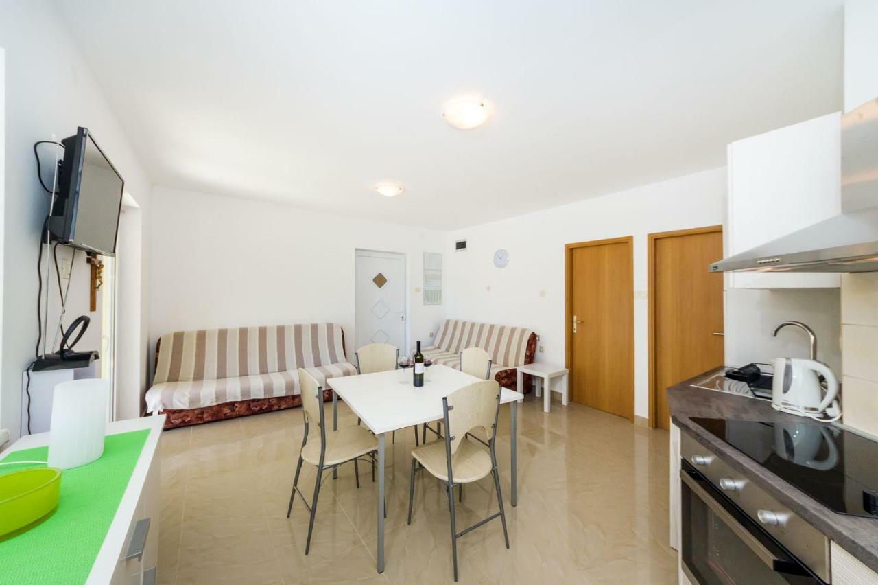 Apartmani Tanja Pridraga Luaran gambar